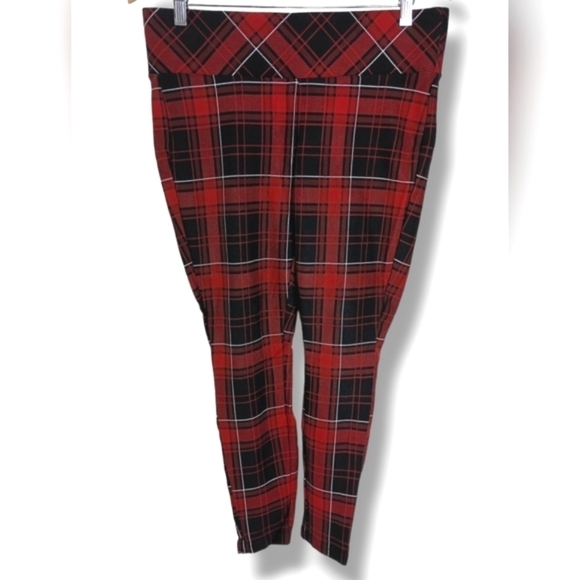 Torrid Premium Ponte Stretch Pull-On Pixie Pant in Red Plaid - Picture 5 of 8